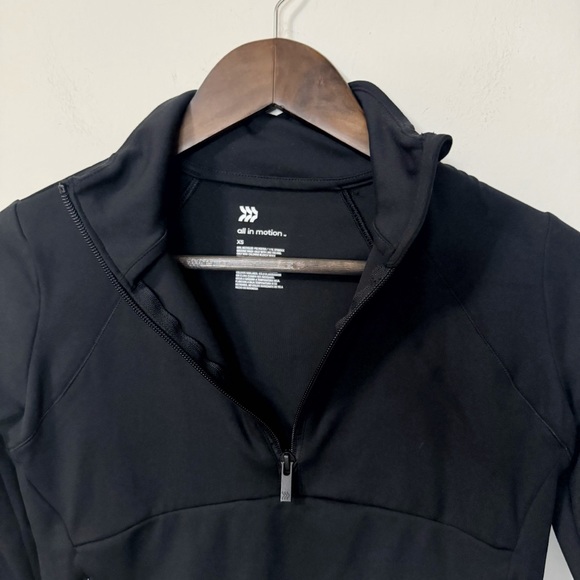 ALL IN MOTION Women’s Half Zip Jacket - Picture 5 of 6